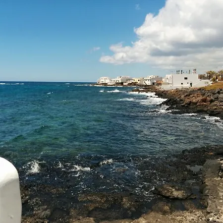 Holiday home Caracoles Costa Teguise